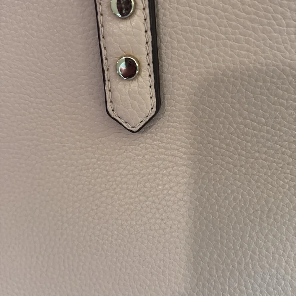 kate spade has tags